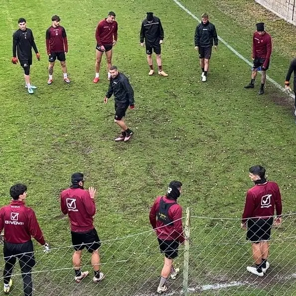 Reggina-Vibonese: Il derby calabrese in diretta su VivoAzzurro TV, una vetrina per la Serie D