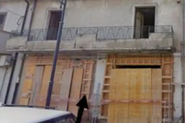 Africo, minacciava operai di un cantiere confiscato alla mafia: arrestato