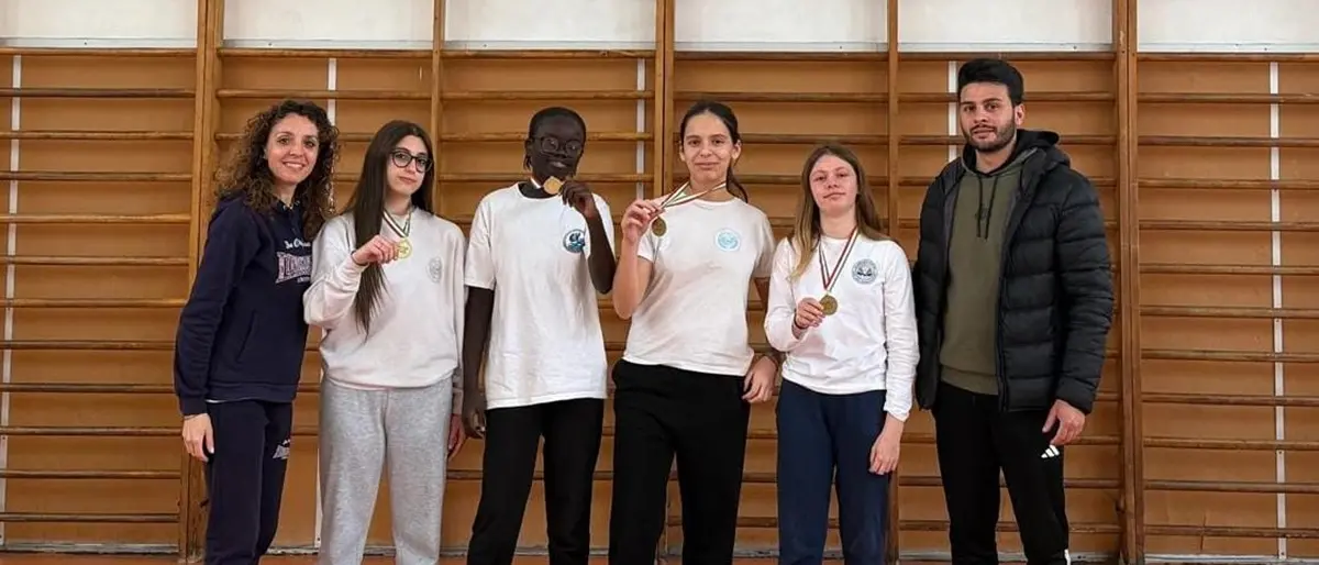Reggio, competizioni sportive scolastiche: la scuola Vittorino Da Feltre trionfa nel Basket 3x3