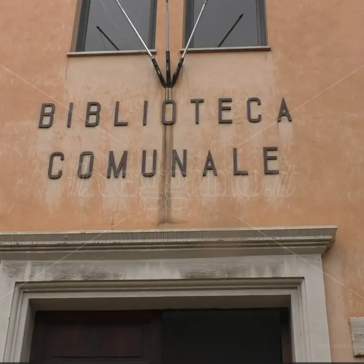 Chiusura della Biblioteca De Nava, Saverio Verduci: «Porte chiuse e silenzi assordanti»\n