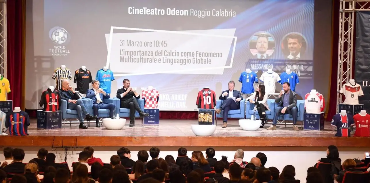 Reggio ,\"Il Calcio è Arte\": presenti all'incontro Zvonimir Boban e Ariedo Braida