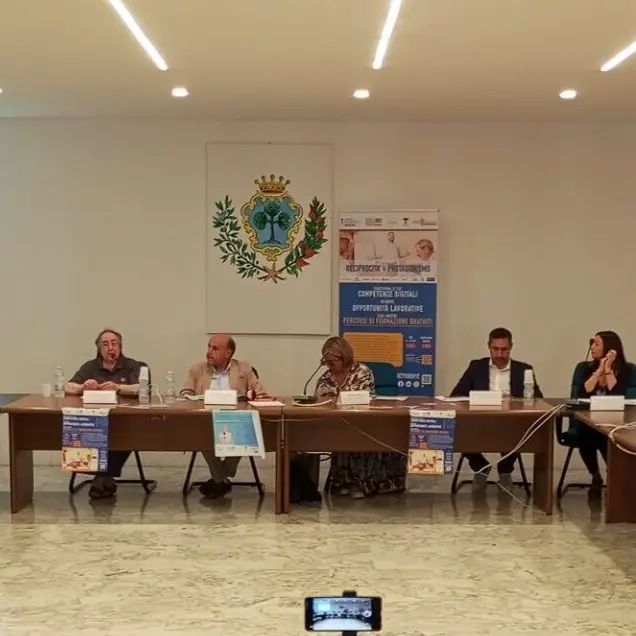 Reggio, al via il nuovo seminario informativo del Progetto ReP sulle competenze digitali