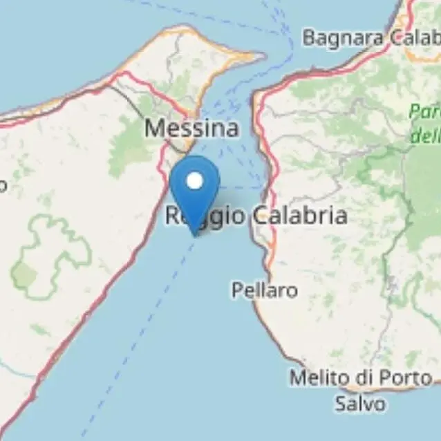 Scossa di terremoto nello Stretto di Messina: la terra trema tra Calabria e Sicilia