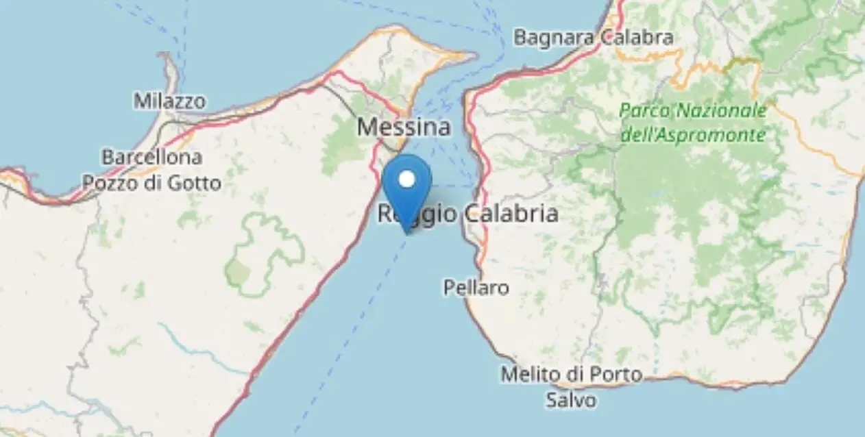 Scossa di terremoto nello Stretto di Messina: la terra trema tra Calabria e Sicilia