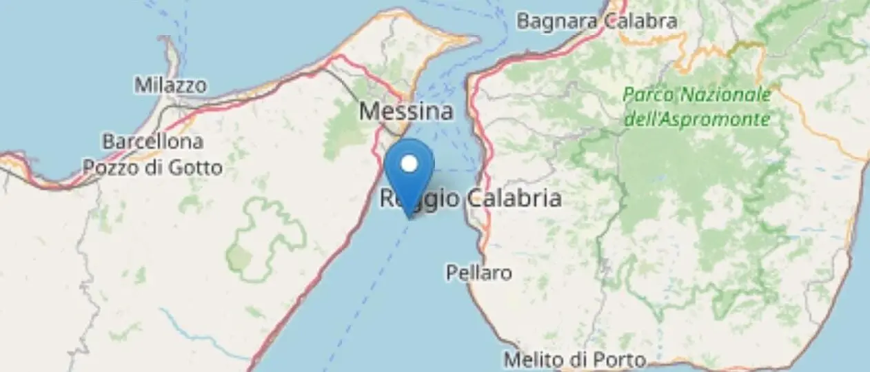 Scossa di terremoto nello Stretto di Messina: la terra trema tra Calabria e Sicilia