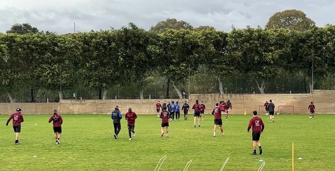 Reggina, tutto pronto per Pompei: le scelte di Trocini