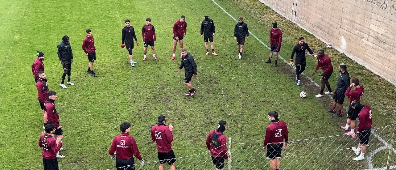 Reggina, una rosa pronta, viva e unita: tutti protagonisti nel momento decisivo