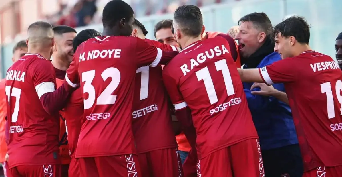 Reggina, un anno fa l'identità smarrita oggi una squadra rinata