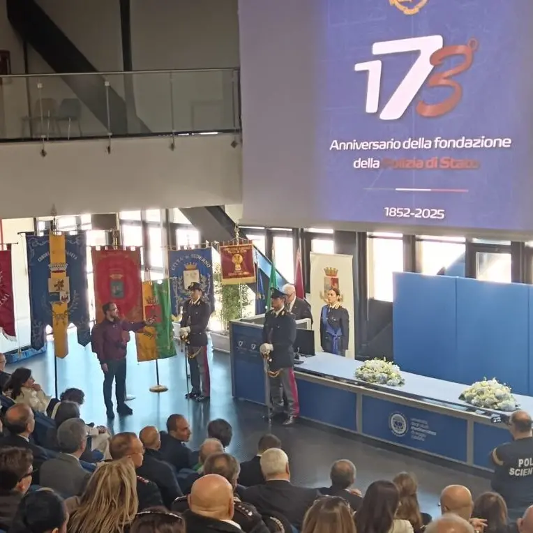 «Spezziamo le incrostazioni sociali»: la Polizia di Stato celebra 173 anni tra memoria, legalità e futuro da costruire - FOTO