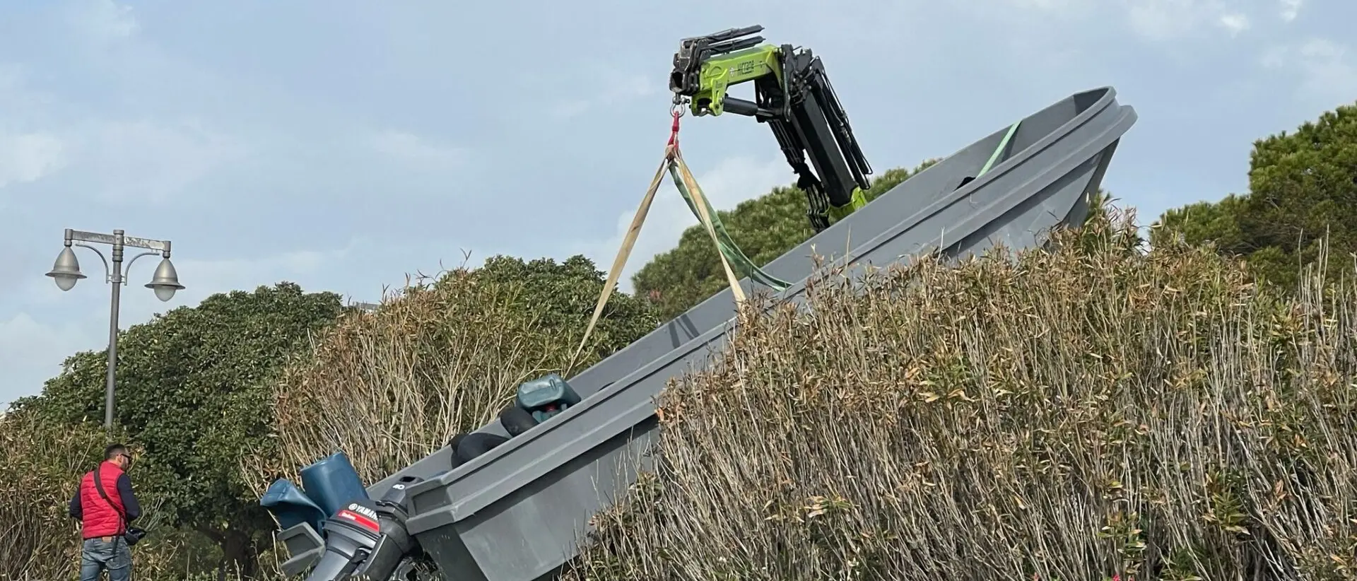 Roccella, salvati 25 migranti: è il primo sbarco del 2025