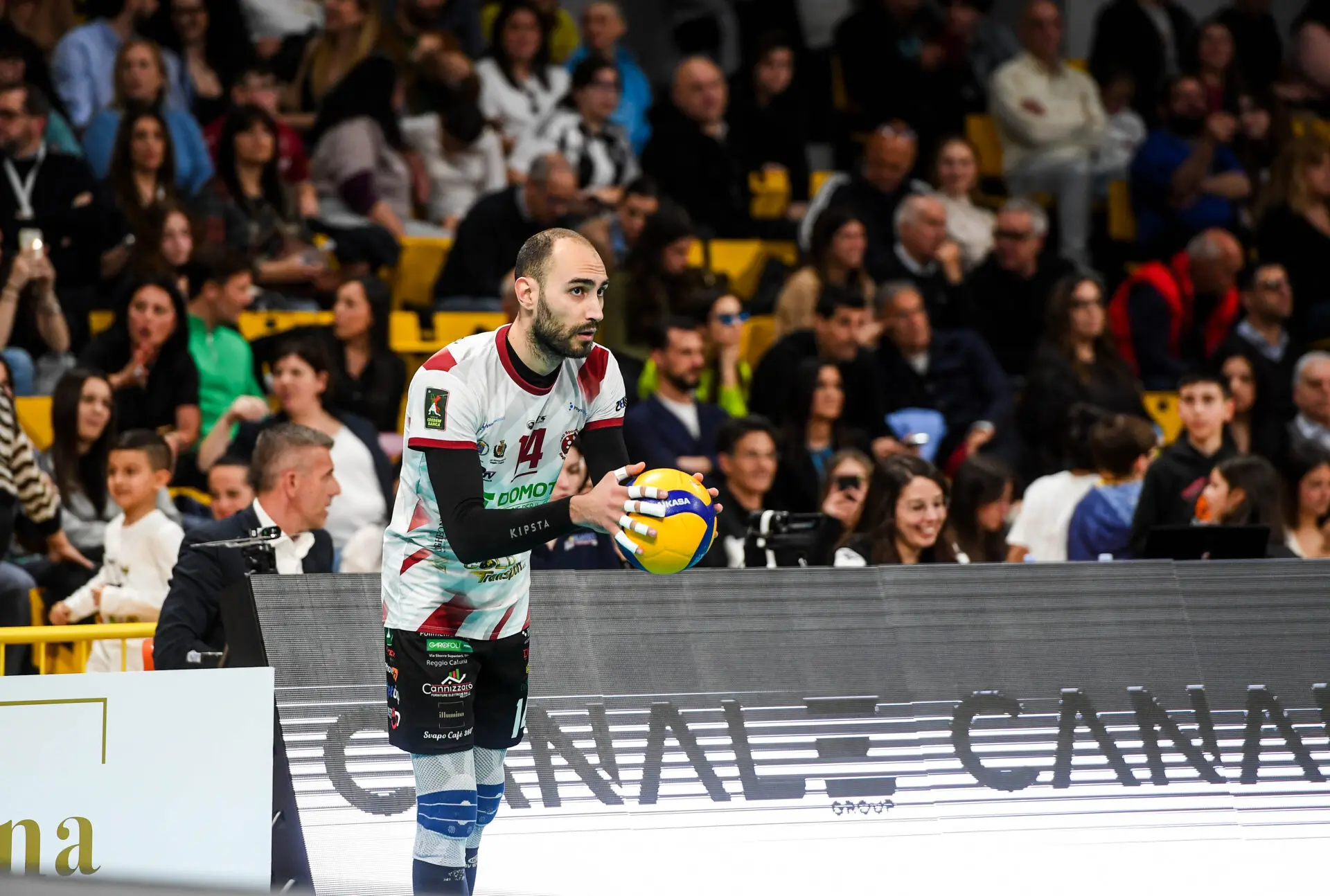 Domotek Volley, Laganà carica la squadra: «Con il cuore di 4.000 tifosi verso gara due»