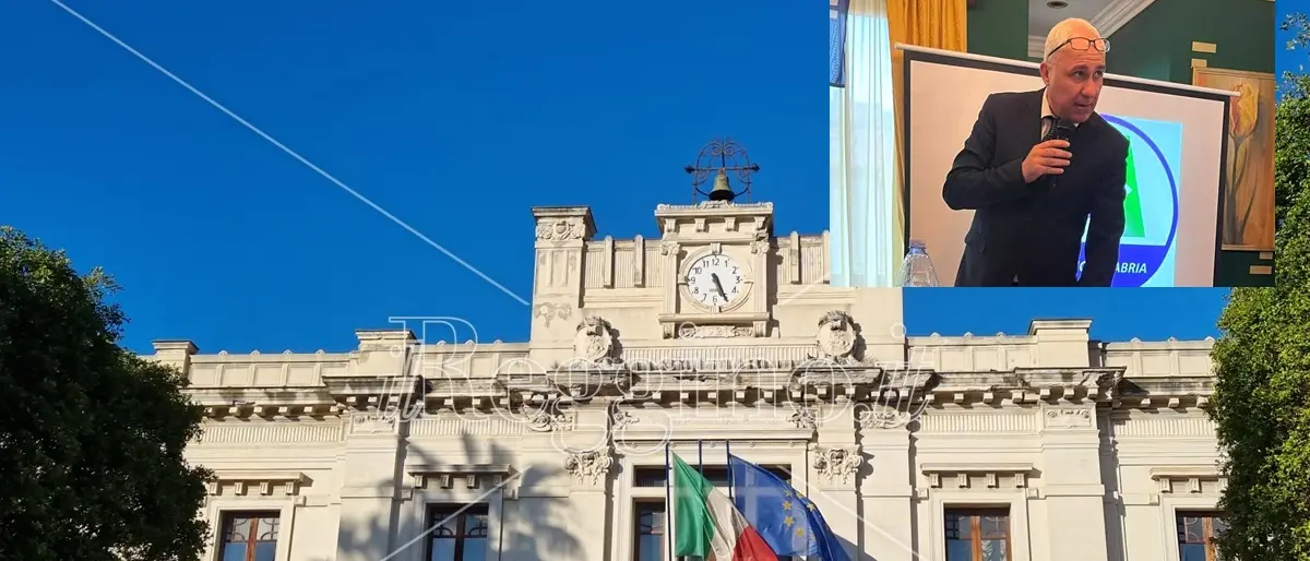 Nuova giunta Falcomatà, Azione si tira fuori e rifiuta l’assessorato offerto da Falcomatà: «Non cadremo nel burrone»