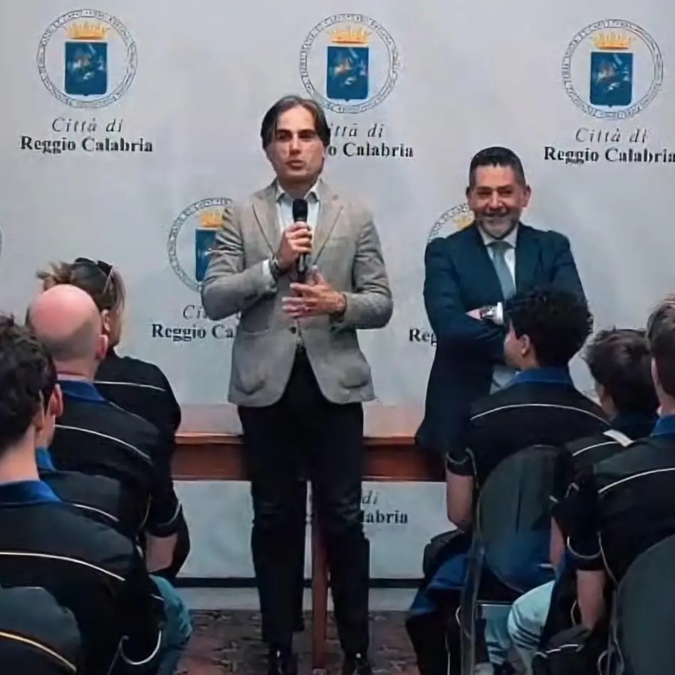 Reggio, una delegazione di studenti australiani a palazzo San Giorgio