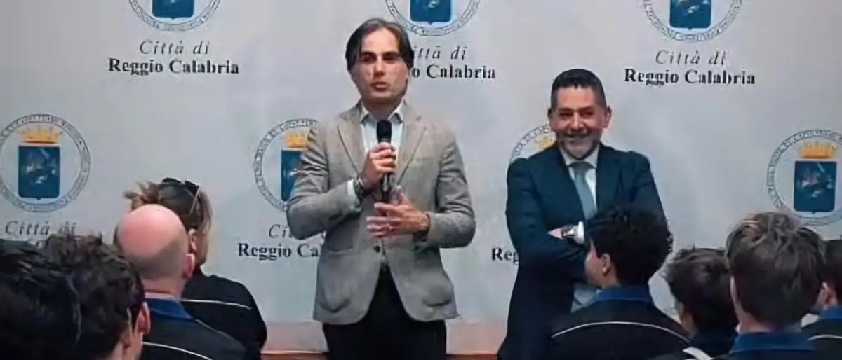 Reggio, una delegazione di studenti australiani a palazzo San Giorgio