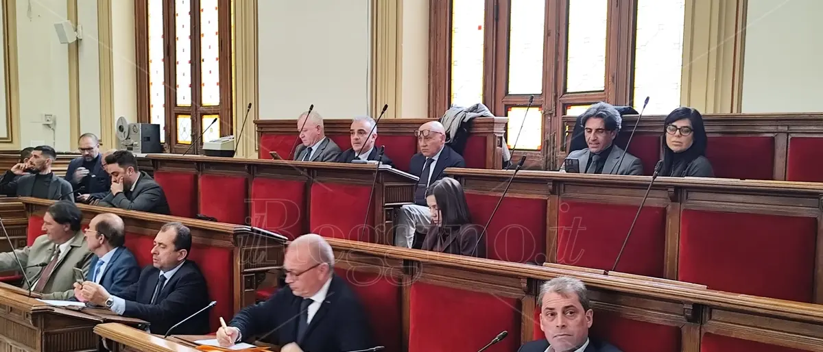 Consiglio comunale Reggio, Marino: «Turnover in giunta è operazione ordinaria». Sera: «Pd compatto, chiesto un confronto»