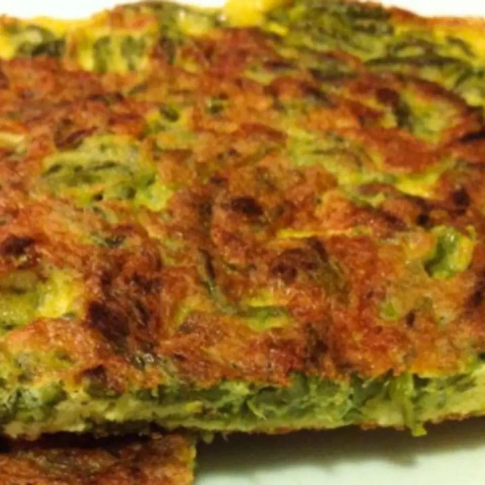 LA RICETTA DEL GIORNO | Frittata di asparagi: un secondo piatto versatile e gustoso