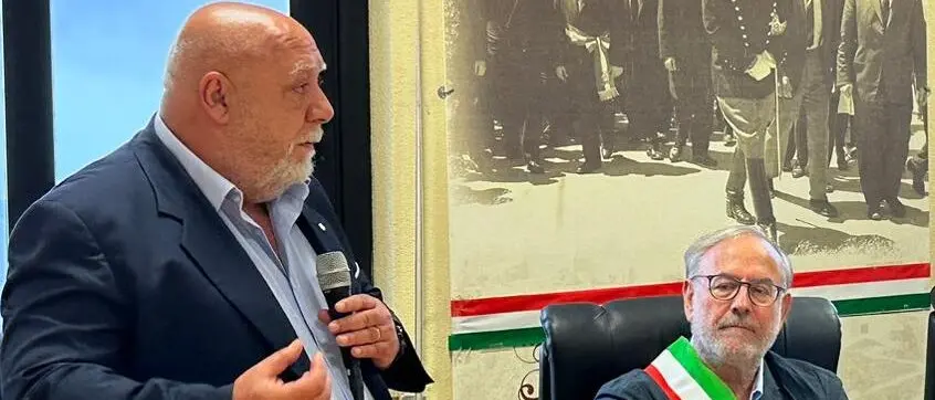 Motta San Giovanni, il sindaco Verduci ringrazia Maurizio Condipodero e augura buon lavoro a Tino Scopelliti