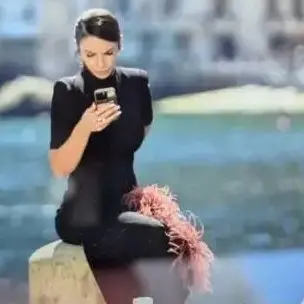 A Scilla si accende l’avventura: partite le riprese di “The Unknown” con Elettra Lamborghini