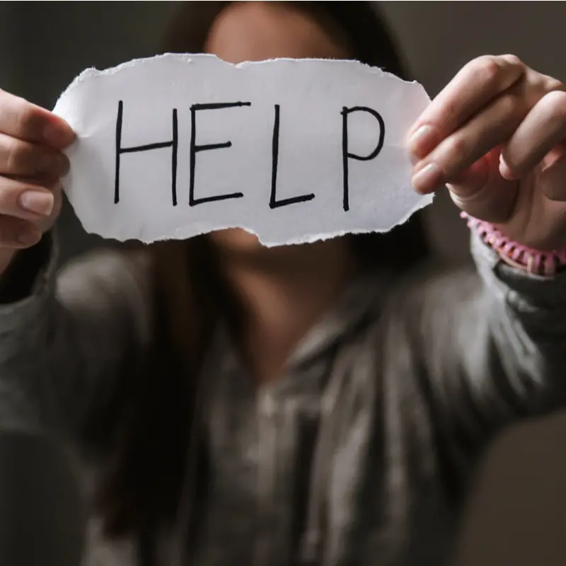 Violenza di genere in Calabria, l’appello del Cadic ai candidati alla Presidenza: «Non bastano le leggi, servono risorse certe»\n