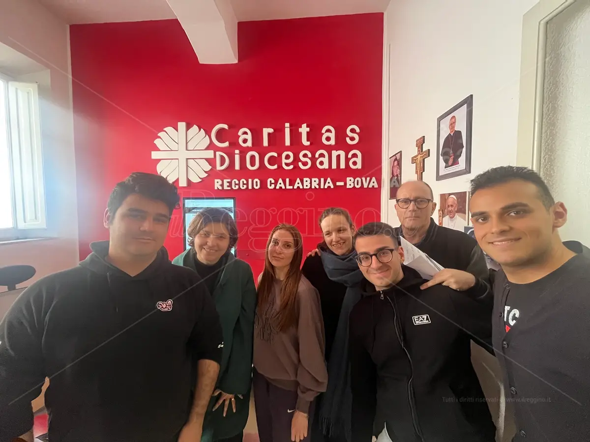 La Caritas accanto ai più fragili, i volontari: «Incontriamo persone molto sole ma con una grande voglia di vivere» - VIDEO