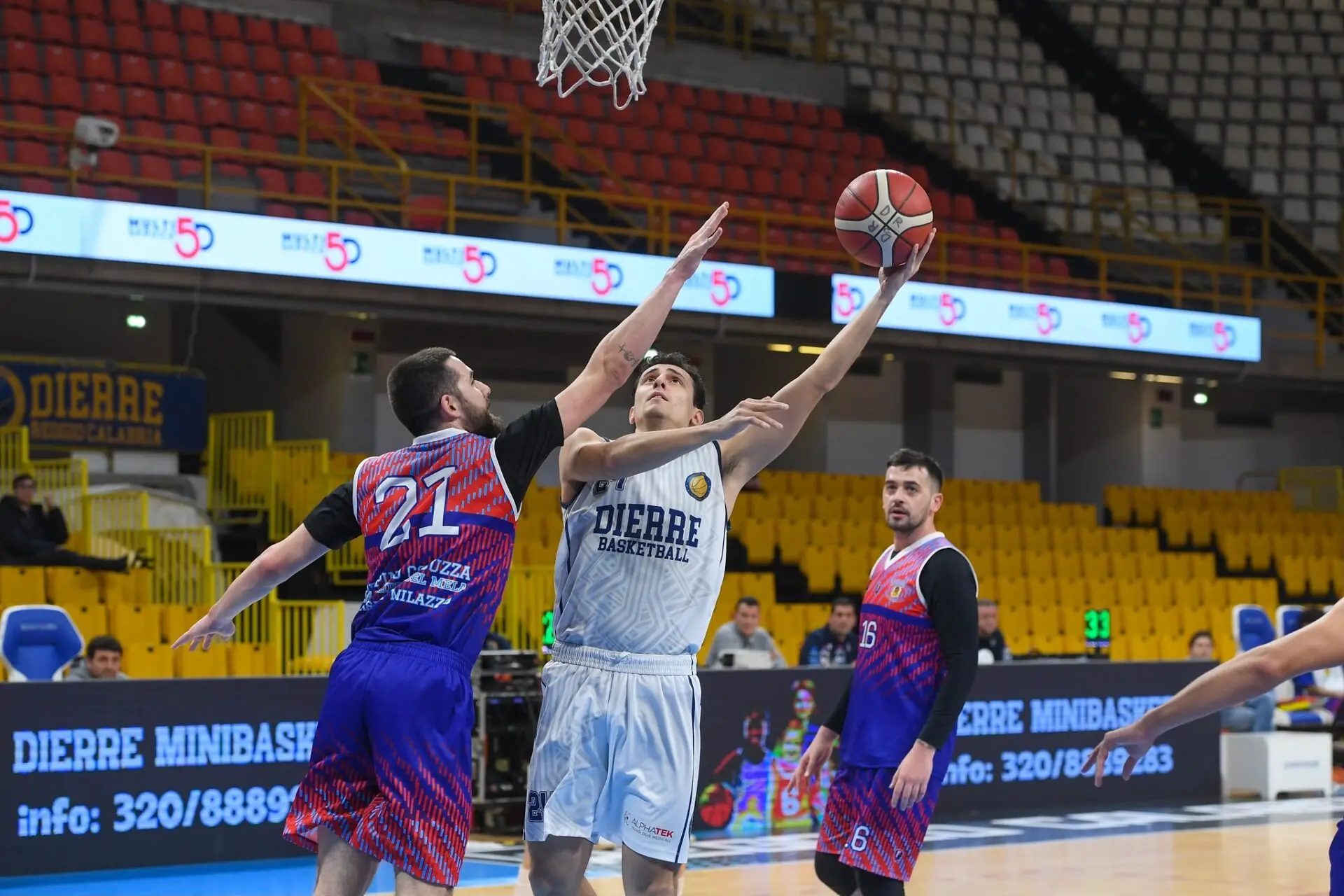 Basket, Fazzari della Dierre: «Il pubblico sarà il nostro sesto uomo nei playoff»