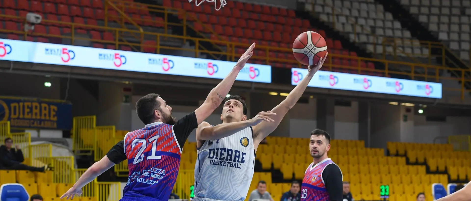 Basket, Fazzari della Dierre: «Il pubblico sarà il nostro sesto uomo nei playoff»