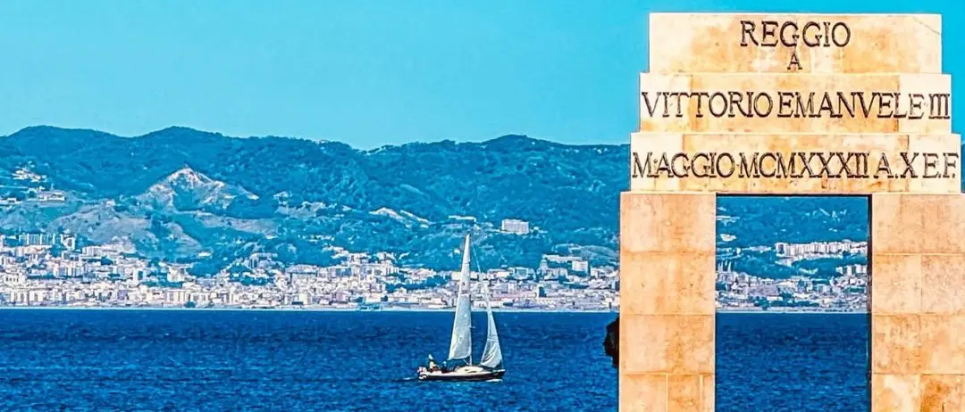 LA FOTO DEL GIORNO | Ciò che resta tra la memoria e l’orizzonte