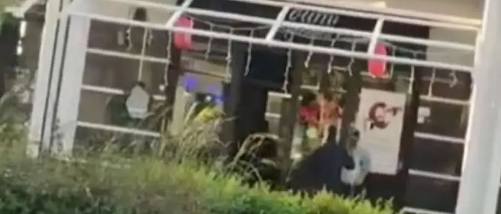 Giovane aggredito con pali e spranghe a Rende: indagano i carabinieri