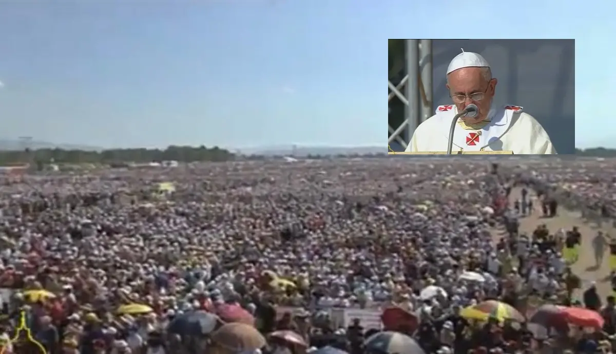 Papa Francesco nel 2014 sulla spianata di Sibari: «Dobbiamo dire no alla ‘ndrangheta, ce lo chiedono i giovani che hanno diritto alla speranza»