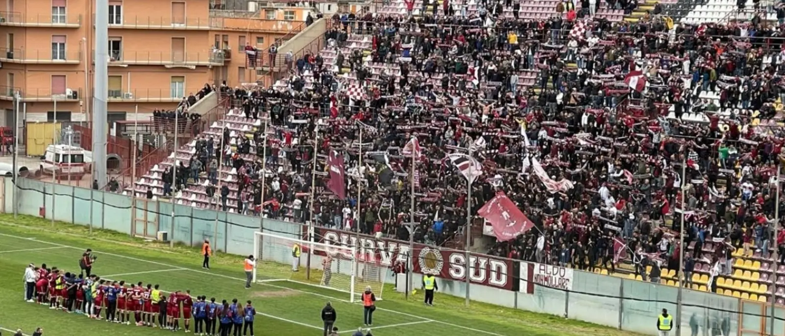Reggina, quindici giorni per un sogno chiamato serie C