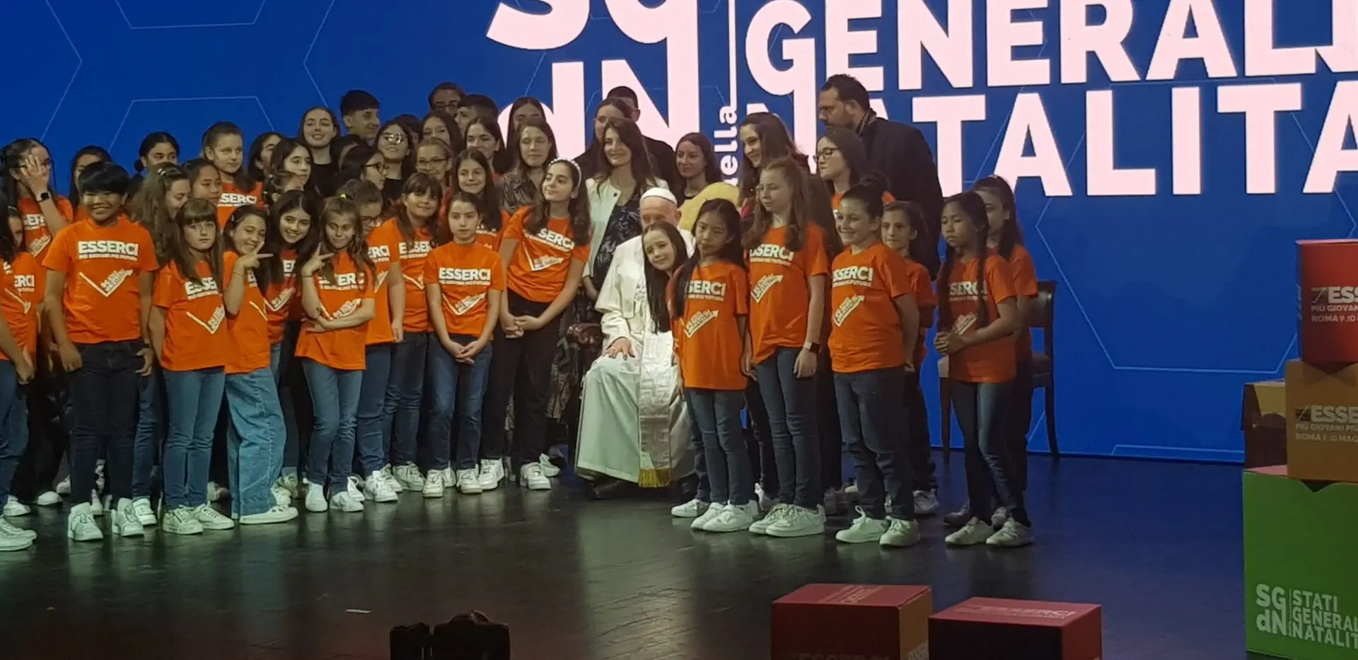 Il Forum Famiglie Calabria ricorda Papa Francesco: «Ha chiesto coraggio ai giovani e creduto nella famiglia con lucidità e amore»