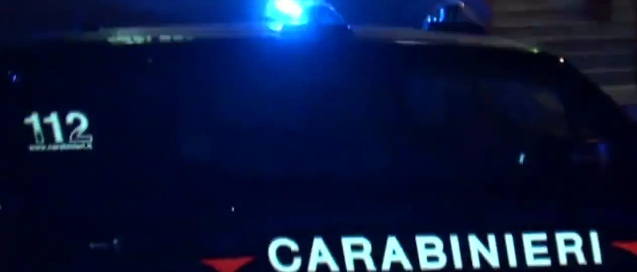 Palmi, aggressione a due operatori ecologici: denunciato dai Carabinieri