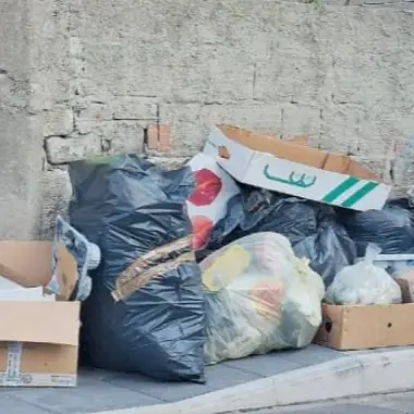 San Ferdinando: interruzione raccolta dei rifiuti, l'amministrazione reagisce a muso duro