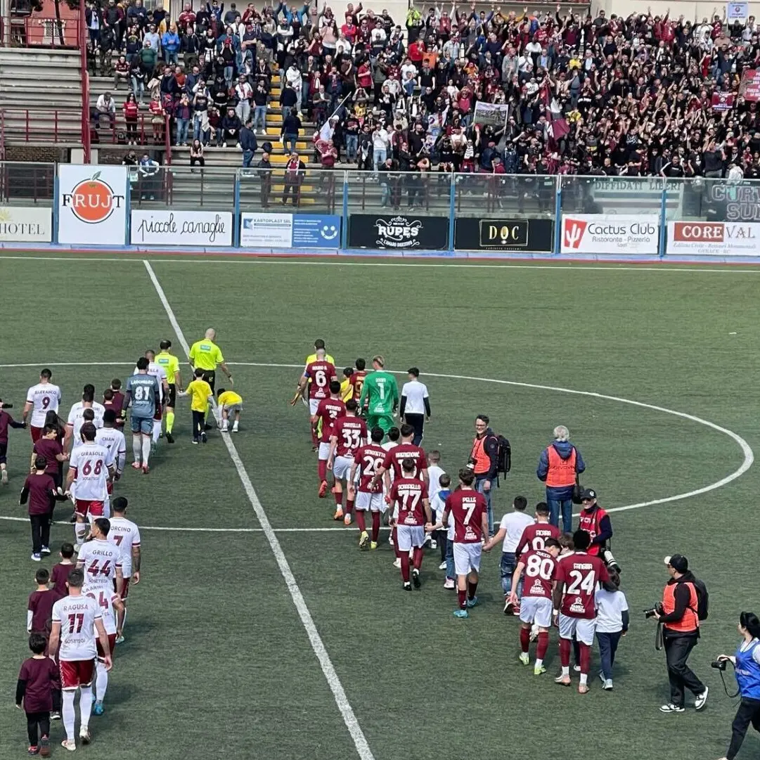 Polemiche dopo Locri-Reggina, Aquino chiede scusa: si volta pagina dopo il derby