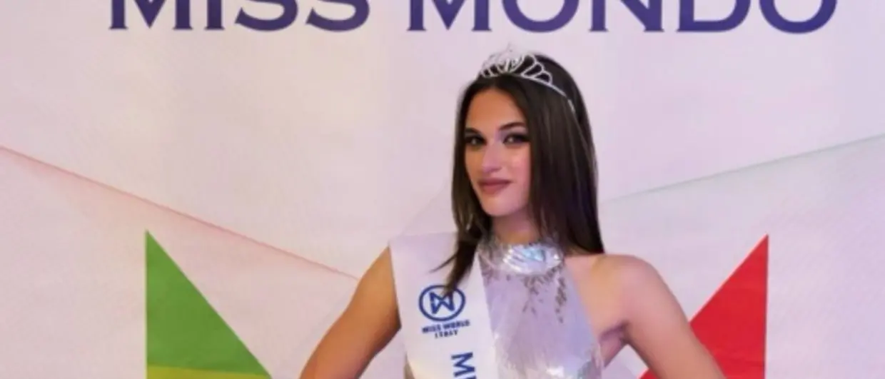 La giovane reggina Valeria Meduri alla finale Regionale di Miss Mondo Calabria 2025