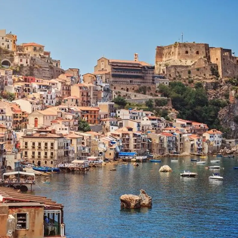 Scilla, Cannizzaro: «La Regione investe 5 milioni di euro per ammodernare il porto e rafforzare la vocazione turistica»