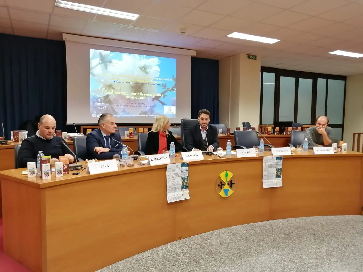 A Palazzo Campanella approda la filiera della mandorla