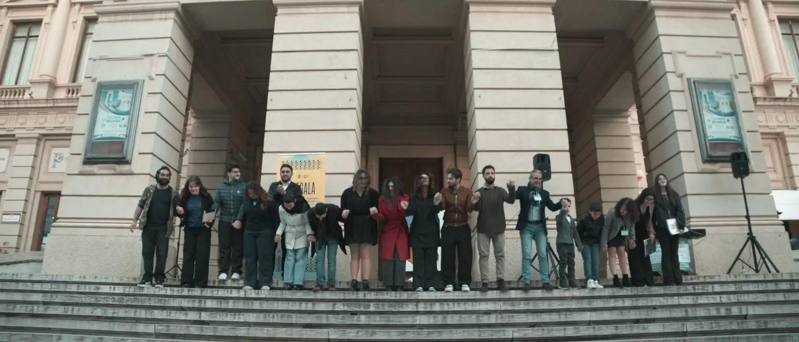 Poesia, arte e memoria: a Reggio l'evento #RegalaUnaPoesia