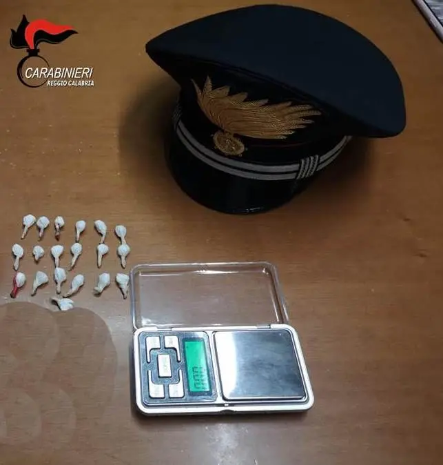 Reggio, inseguimento fra San Leo e Bocale: arrestato un rapinatore