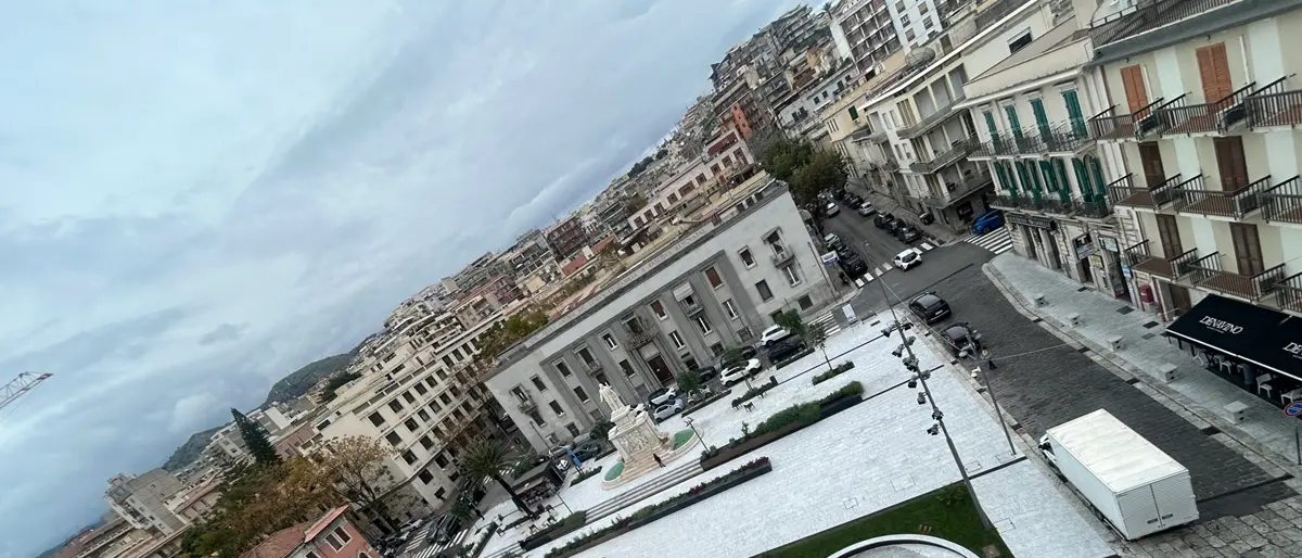 Reggio, gestione condivisa del verde di Piazza De Nava: accordo tra il Museo e Comune