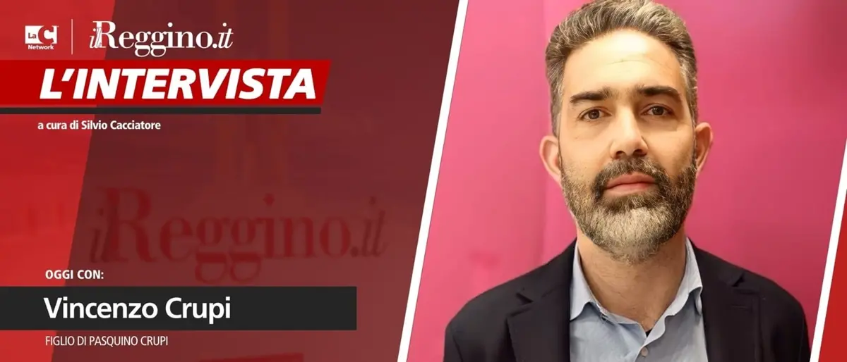 A TU PER TU | La camicia rossa, il garofano all’occhiello, il vino e le zippole ai comizi: Vincenzo Crupi ricorda il Primo Maggio di papà Pasquino - VIDEO