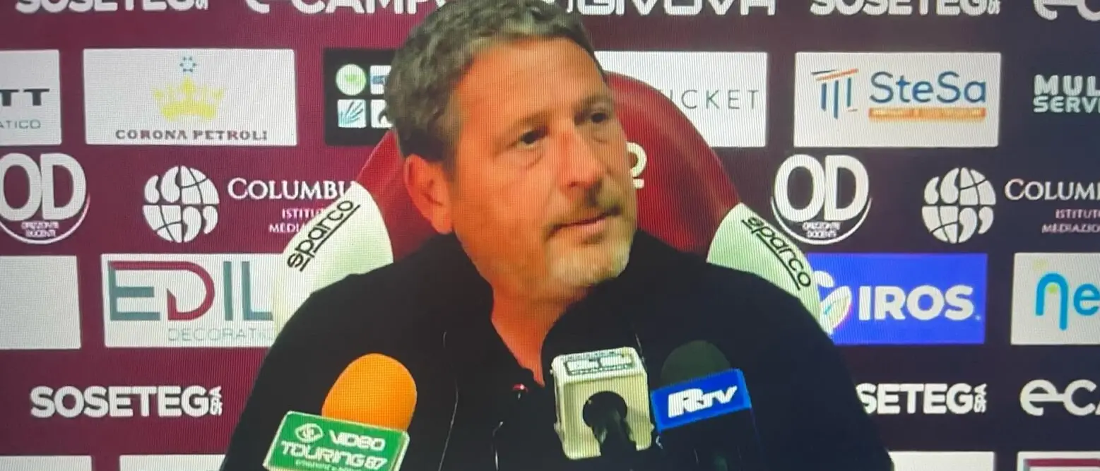 Mister Trocini scuote la Reggina: «Non riesco a immaginare questa squadra in Serie D, meritiamo la Serie C»