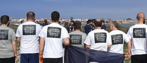 Calabria: detenuti e volontari uniti in azione per ripulire Palmi e costruire una comunità più inclusiva