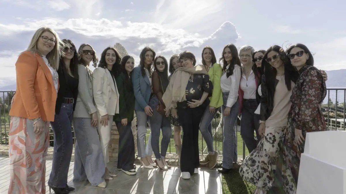 A Reggio “Aper-In-Blu - Uno chef per amico” per finanziare il campus estivo della cooperativa sociale “Intorno a me 1000 colori”