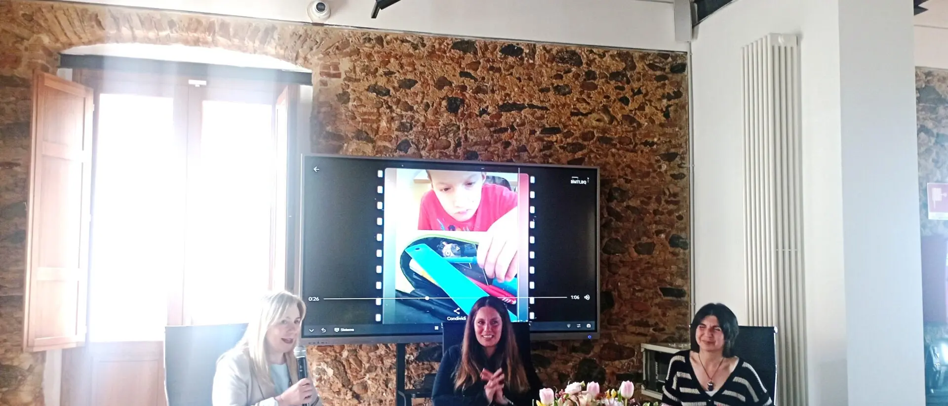 «Gioia Tauro non l'ha mai dimenticato», mamma Barbara ha presentato il libro in memoria di suo figlio Karol