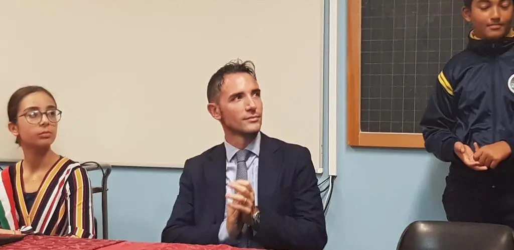 Insediato il consiglio comunale dei ragazzi. Mauro: «Non inseguite il consenso»