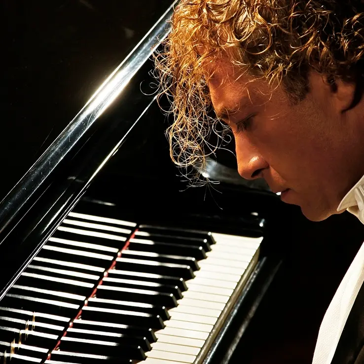 Synergia 49, sabato al teatro Manfroce di Palmi il concerto di Paolo Restani