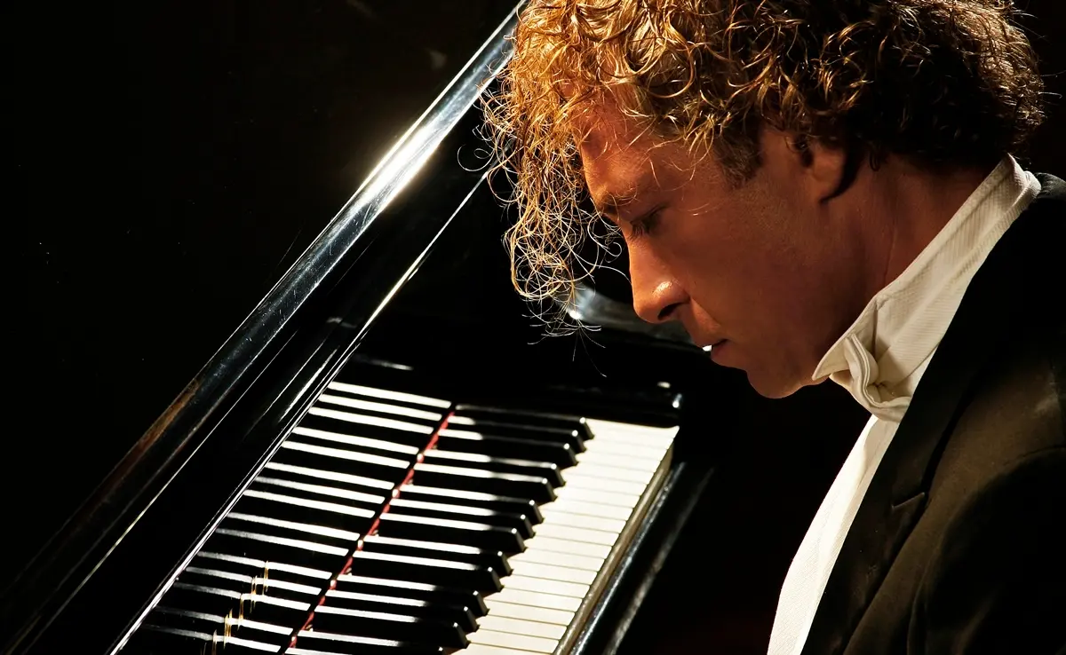 Synergia 49, sabato al teatro Manfroce di Palmi il concerto di Paolo Restani