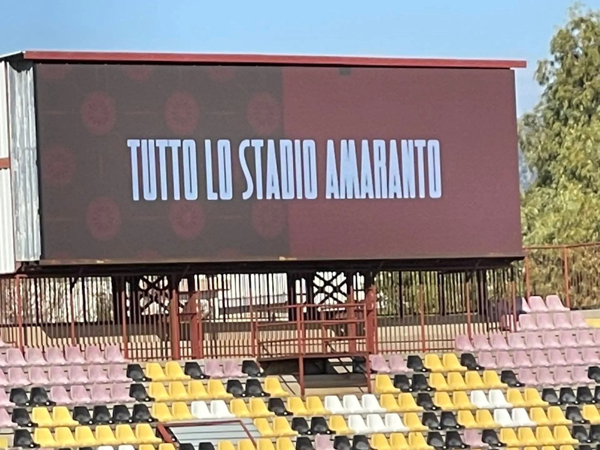 Reggina, è l’ora del popolo amaranto: contro la Vibonese serve un Granillo pieno