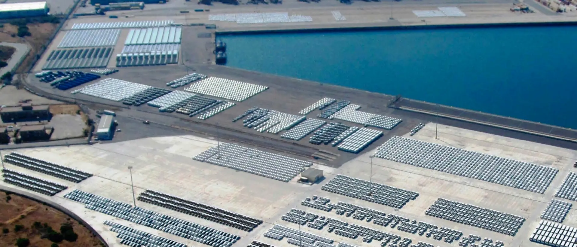 Via libera al progetto per la ristrutturazione delle banchine Ro-Ro del porto di Gioia Tauro: nessun impatto ambientale rilevante